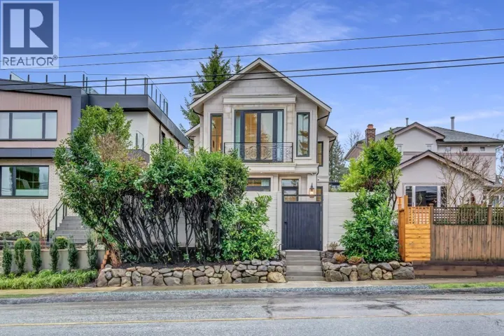 4454 W 4TH AVENUE, Vancouver, British Columbia V6R1R1