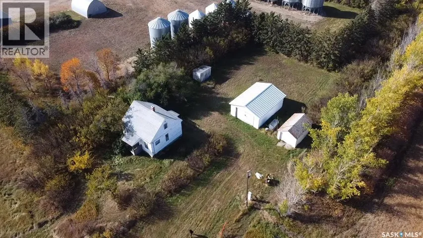 Highway 4 Storage Lot, Rosetown, Saskatchewan S0L2V0