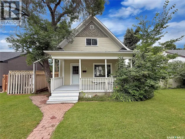 371 6th AVENUE NW, Swift Current, Saskatchewan S9H0X9