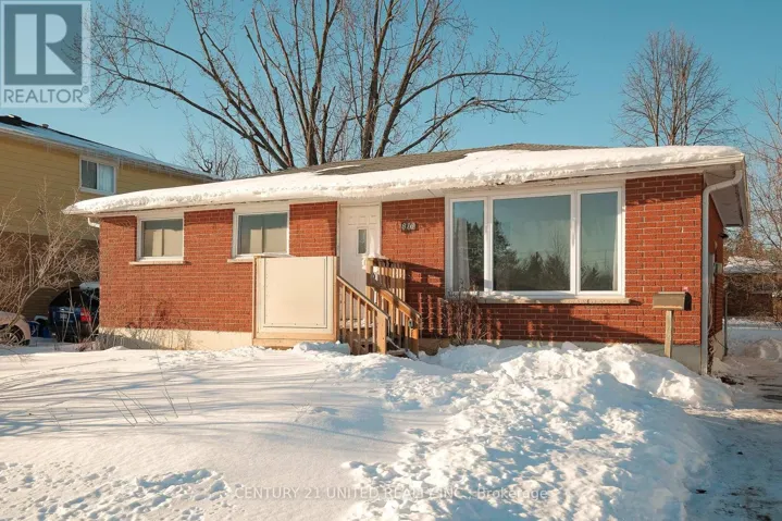 816 STOCKER ROAD, Peterborough (Otonabee Ward 1), Ontario K9J5T3