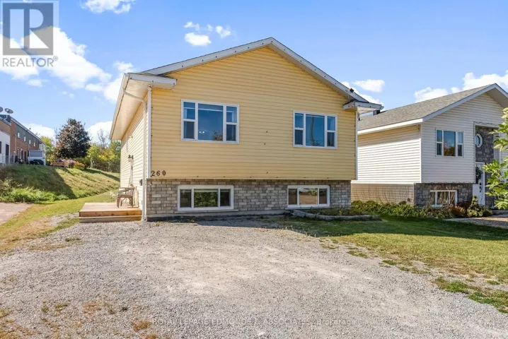 260 MCKENZIE STREET, Pembroke, Ontario K8A3V7