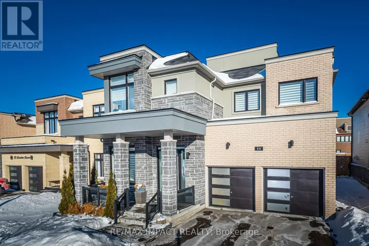 11 LARKIN LANE, Clarington (Bowmanville), Ontario L1C4A7