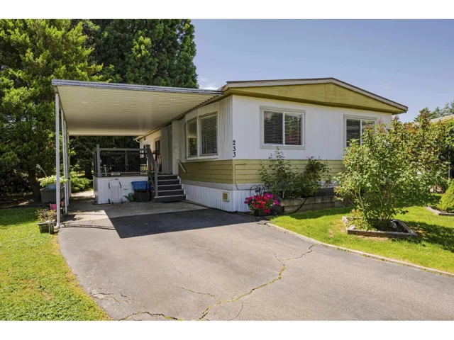 233 1840 160 STREET, Surrey, British Columbia V4A4X4