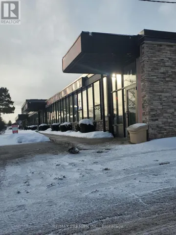 44 SAMOR ROAD, Toronto (Yorkdale-Glen Park), Ontario M6A1J6