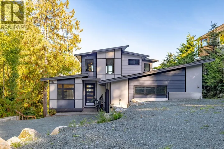 10333 Chemainus Rd, Saltair, British Columbia V0R1K2