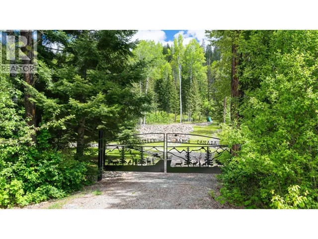 7470 3 Highway, Kitchener, British Columbia V0B2P0