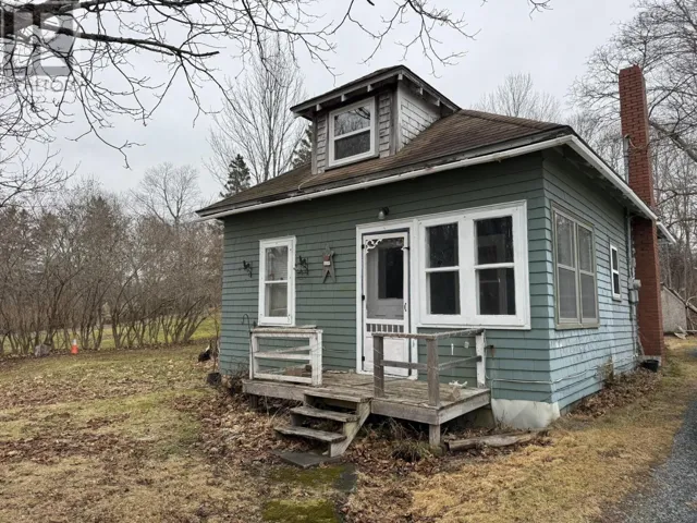 117 Hillside Road, Brooklyn, Nova Scotia B0J1H0