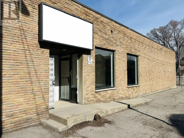 707 BARTON STREET E, Hamilton (Stipley), Ontario L8L3A5