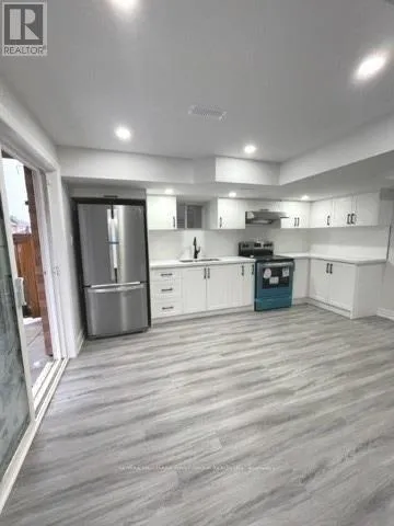 BASEMENT - 18 MALTHOUSE CRESCENT, Ajax (Central East), Ontario L1Z0S1