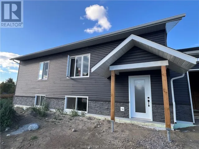 6 Parkview Street, St. Charles, Ontario P0M2W0