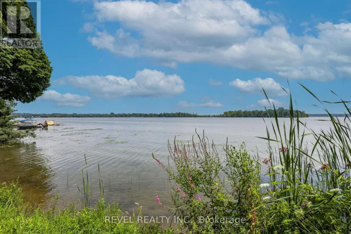 23 SUGARBUSH TRAIL, Kawartha Lakes (Mariposa), Ontario K0M2C0