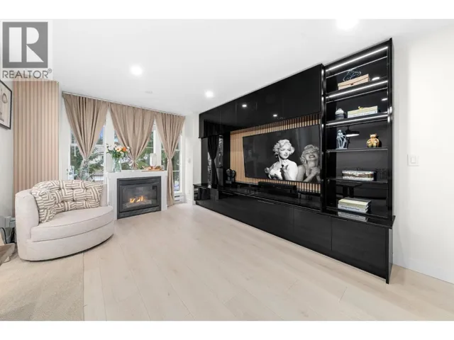 19 12188 HARRIS ROAD, Pitt Meadows, British Columbia V3Y2N3