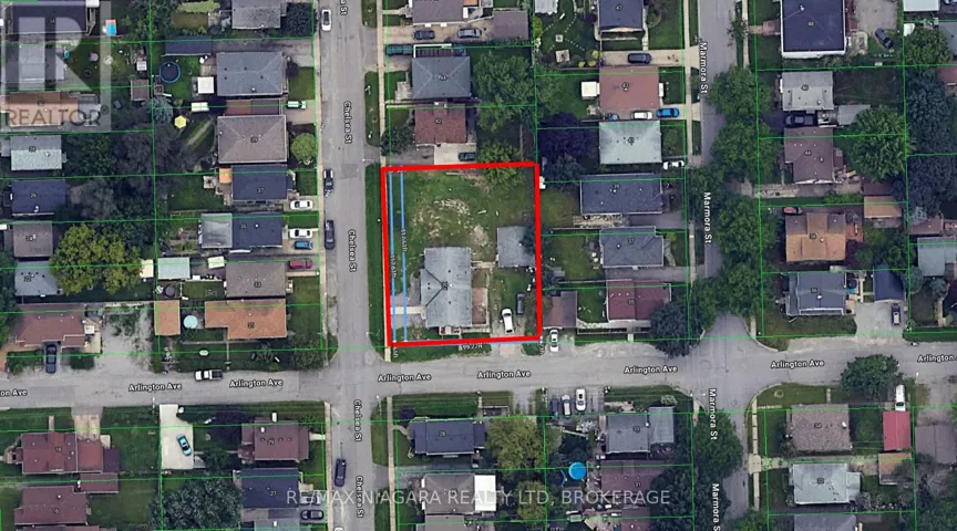 32-34 CHELSEA STREET, St. Catharines (E. Chester), Ontario L2P3B6