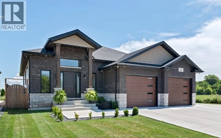 105 CONSERVATION BOULEVARD, Kingsville, Ontario N9V0E4