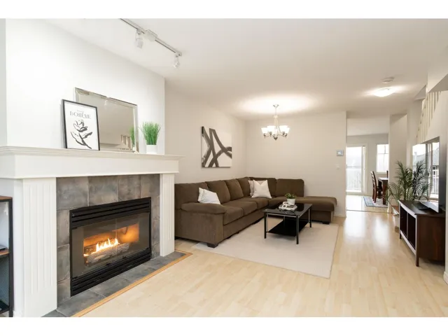 34 8888 151 STREET, Surrey, British Columbia V3R0Z9