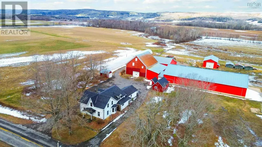 4127 Brooklyn Street, Somerset, Nova Scotia B0P1E0