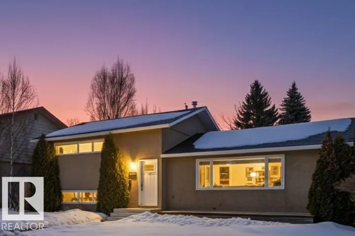 15408 79A AV NW, Edmonton, Alberta T5R3H5