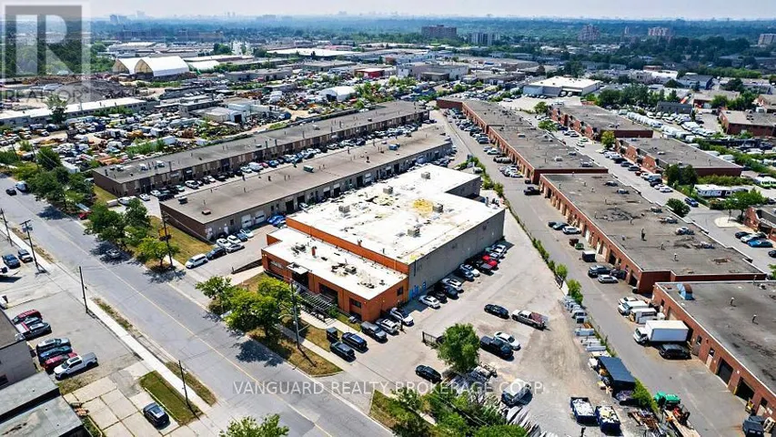 157 TORYORK DRIVE, Toronto (Humber Summit), Ontario M9L1X9