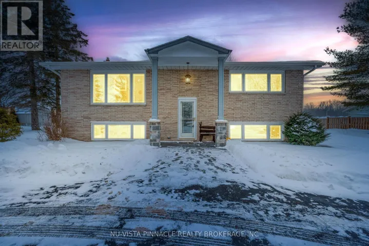 3567 EGREMONT ROAD, Plympton-Wyoming (Plympton Wyoming), Ontario N0M1E0