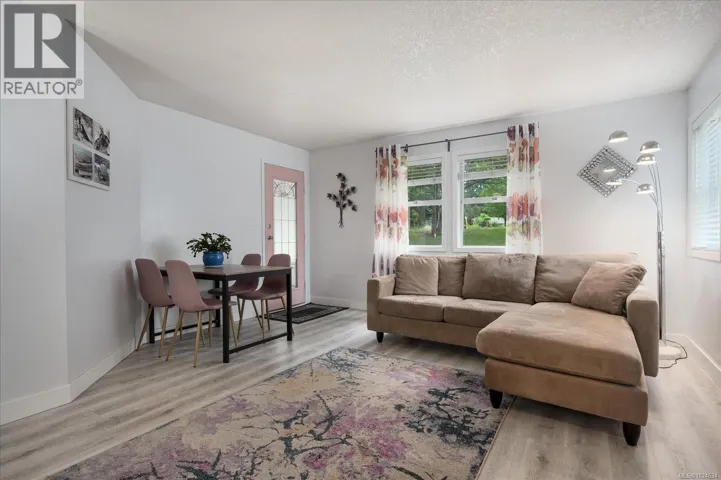 6 2993 104th St, Nanaimo, British Columbia V9T2E6
