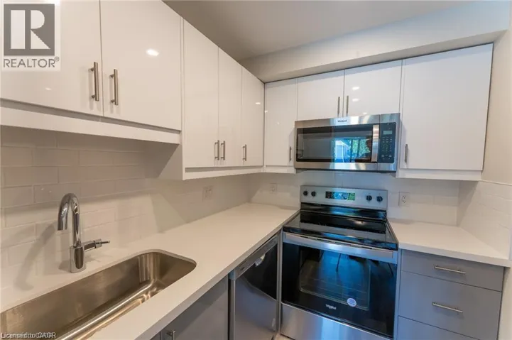 700 LAWRENCE Road Unit# 103, Hamilton, Ontario L8K1Z5
