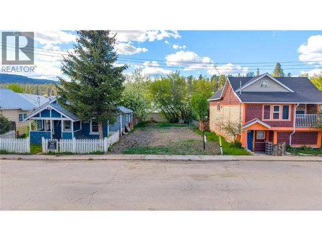37 KENLEY Avenue, Princeton, British Columbia V0X1W0