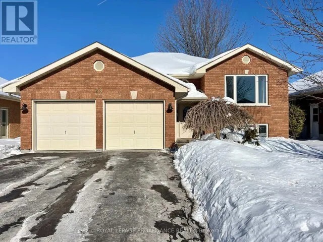 28 OAK RIDGE BOULEVARD, Belleville (Belleville Ward), Ontario K8N5W1
