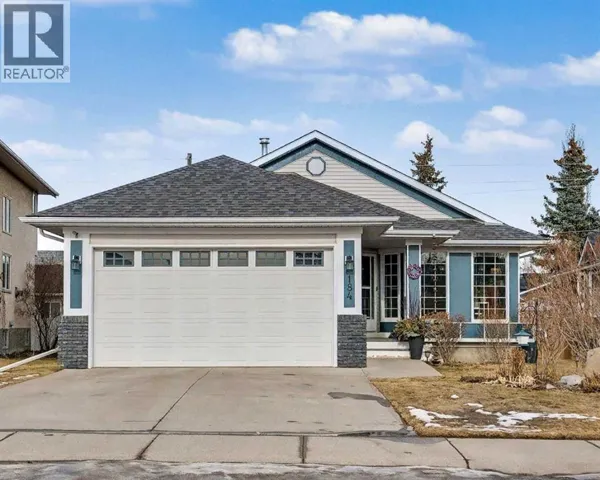 184 Harvest Hills Drive NE, Calgary, Alberta T3K3Y1