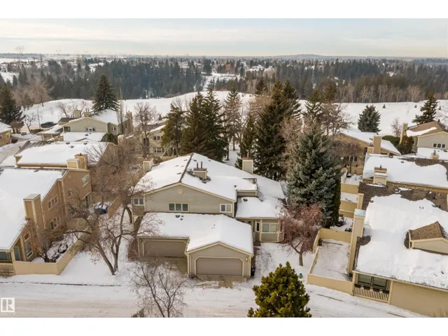 1027 109 ST NW, Edmonton, Alberta T6J5G2