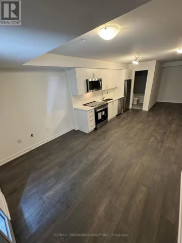 107 - 1680 VICTORIA PARK AVENUE, Toronto (Victoria Village), Ontario M1R0G8
