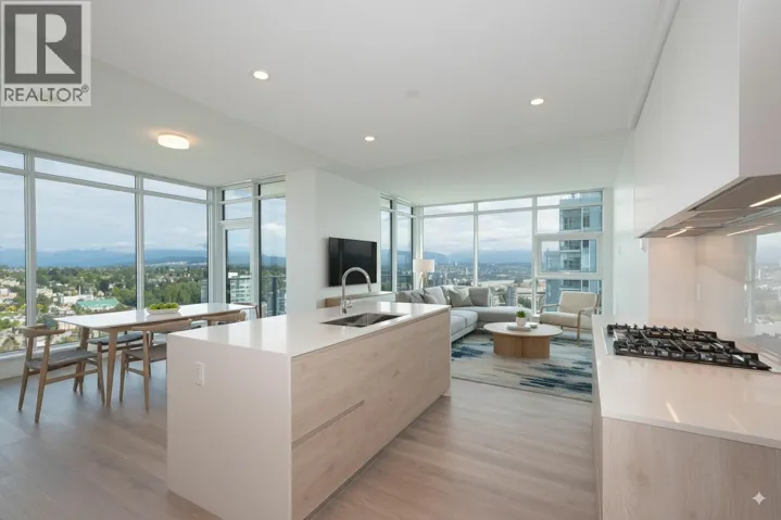 4004 680 QUAYSIDE DRIVE, New Westminster, British Columbia V3M0P2