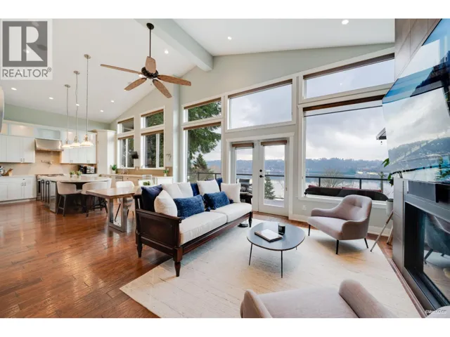 920 BARBER STREET, Port Moody, British Columbia V3H3V4