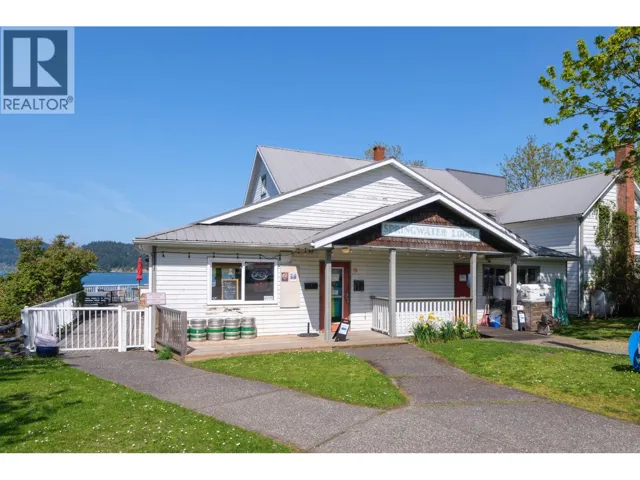 400 FERNHILL ROAD, Mayne Island, British Columbia V0N2J0