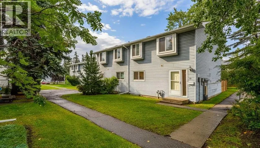 16, 4810 40 Avenue SW, Calgary, Alberta T3E1E5