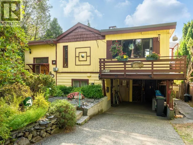 1689 PETERS ROAD, North Vancouver, British Columbia V1J1Y7
