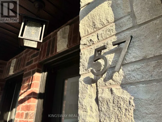 57 - 30 LUNAR CRESCENT, Mississauga (Streetsville), Ontario L5M2R5