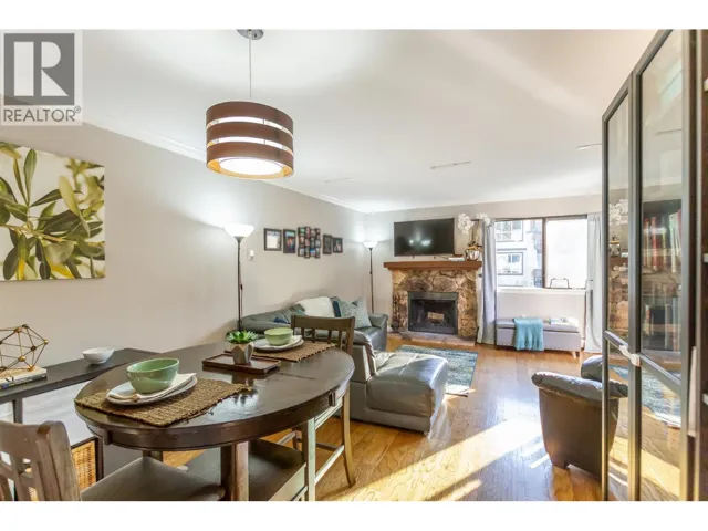 307 3275 MOUNTAIN HIGHWAY, North Vancouver, British Columbia V7K2H4