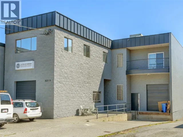 B 3273 Tennyson Ave, Victoria, British Columbia V8Z3P4
