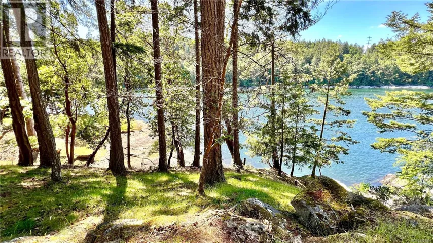 231 Halibut Hill Rd, Mudge Island, British Columbia V0R1X6