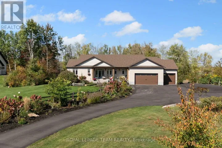 26 SYNERGY WAY, Ottawa, Ontario K2W0K3