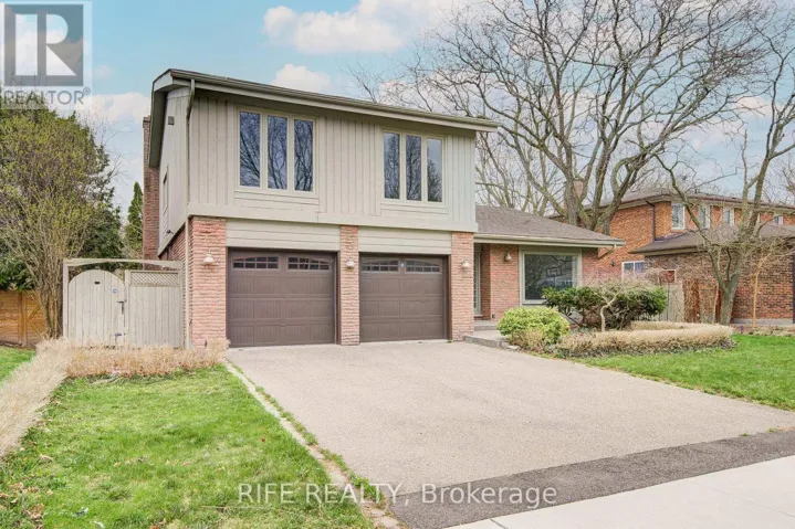 17 BRAMBLE DRIVE, Toronto (Banbury-Don Mills), Ontario M3B2E9
