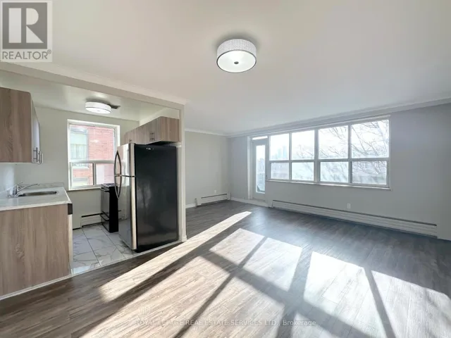 304 - 276 ST CLAIR AVENUE W, Toronto (Casa Loma), Ontario M4V1R9