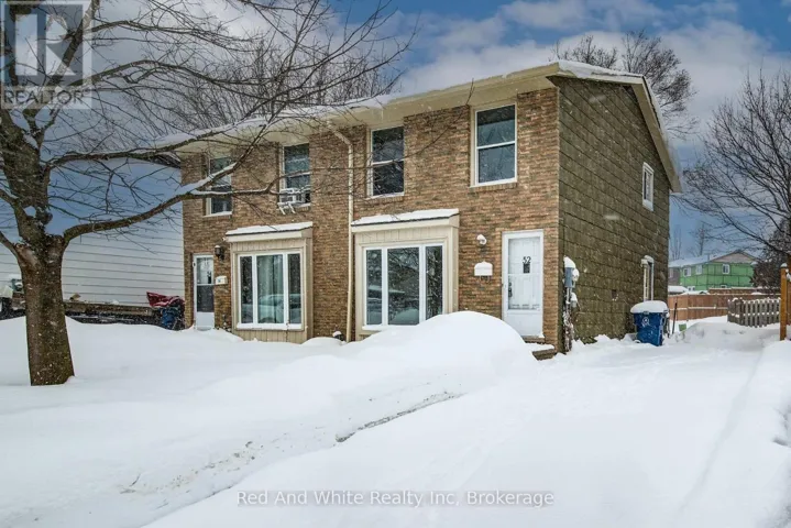 52 AVONWOOD DRIVE, Stratford, Ontario N4Z1B4