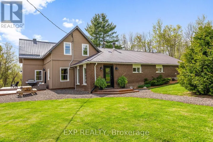 1724B KOHLSMITH ROAD, Whitewater Region, Ontario K0J1K0