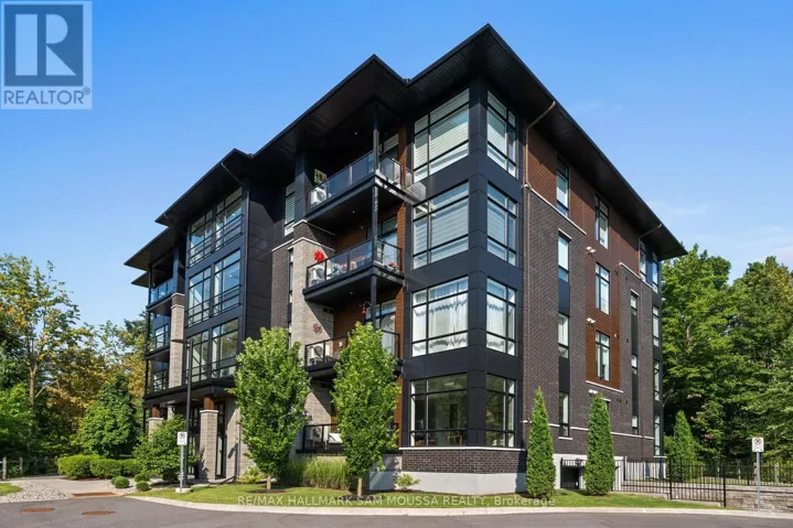101 - 120 CORTILE PRIVATE, Ottawa, Ontario K1V2S8