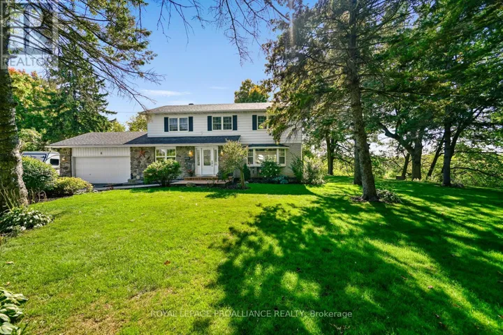 4 CONNELL PLACE, Prescott, Ontario K0E1T0