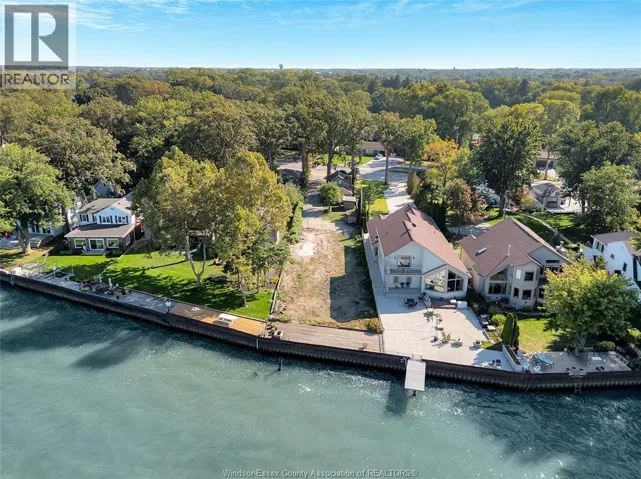 12718-12722 RIVERSIDE DRIVE, Tecumseh, Ontario N8N1A7