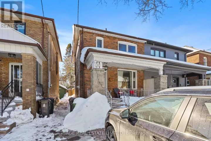 2 - 26 ROSENEATH GARDENS, Toronto (Oakwood Village), Ontario M6C3X6