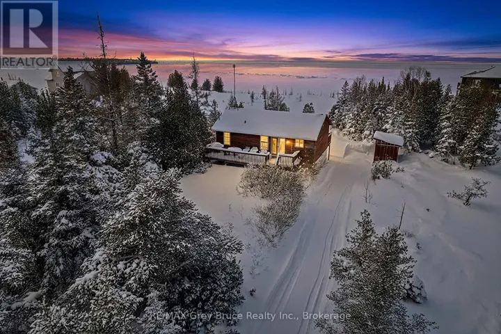 798 DORCAS BAY ROAD, Northern Bruce Peninsula, Ontario N0H2R0