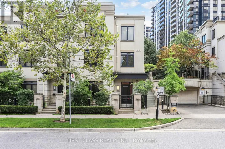 TH 28 - 9 OAKBURN CRESCENT, Toronto (Willowdale East), Ontario M2N2T5